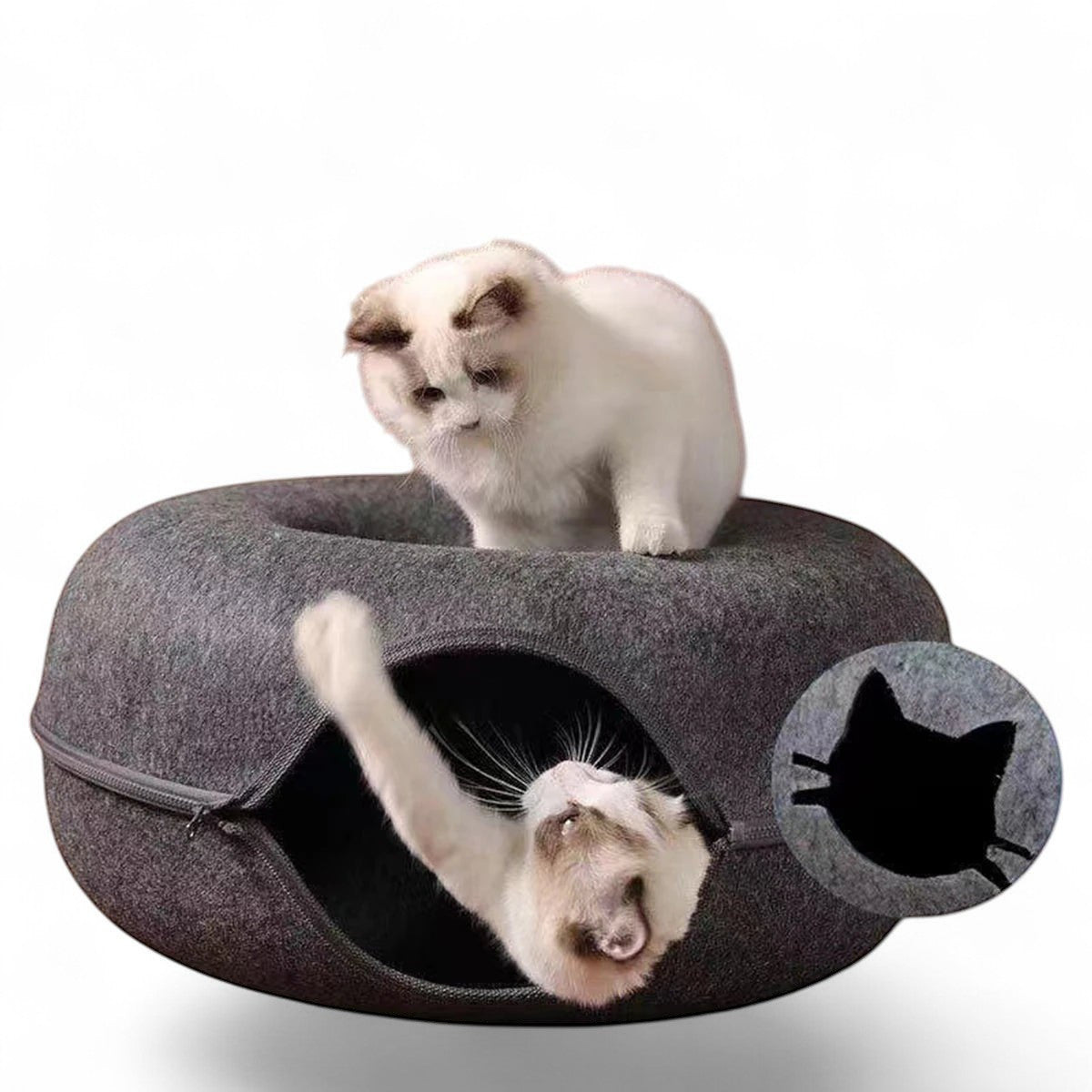 Lit tunnel rond gris ANIMALZO pour chat en feutre doux, idéal pour le jeu et le repos avec deux chats qui s'amusent.